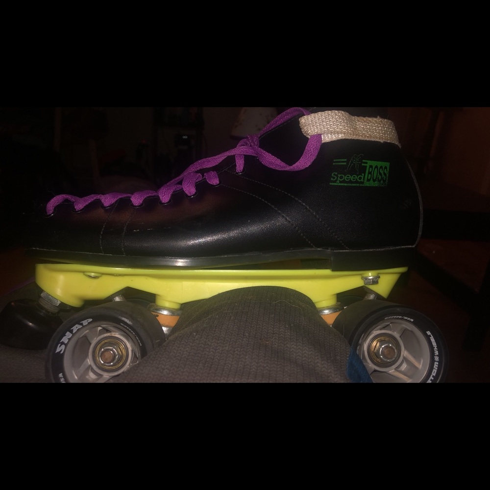 Skates size 9